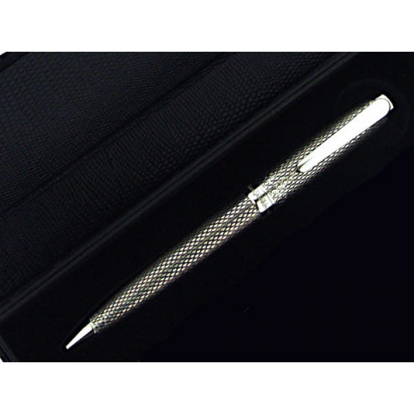 Silver Fountain Pen from the Cadeau series