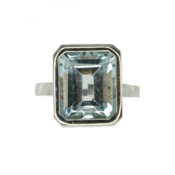 Δαχτυλίδι Λευκό Χρυσό με μία Emerald Cut Aquamarine Βραζιλίας