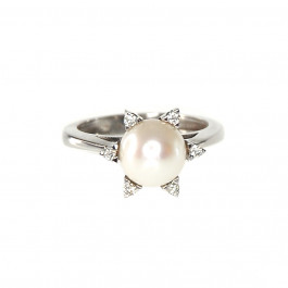 Pearl and Diamond Ring