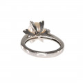 Contemporary White Gold Ring adorned with a Japanese Pearl and Diamonds