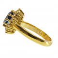 18K Gold Ring adorned with a Ceylon Sapphire and Diamonds