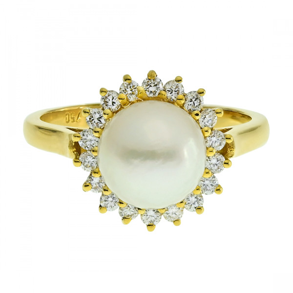 18K Gold Ring with a South Sea Pearl and a Diamond Halo