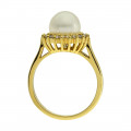 18K Gold Ring with a South Sea Pearl and a Diamond Halo