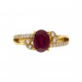 18K Gold Ring adorned with a Ruby and Diamonds