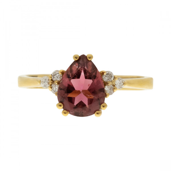 Gold Ring adorned with a Pink Sapphire and Diamonds